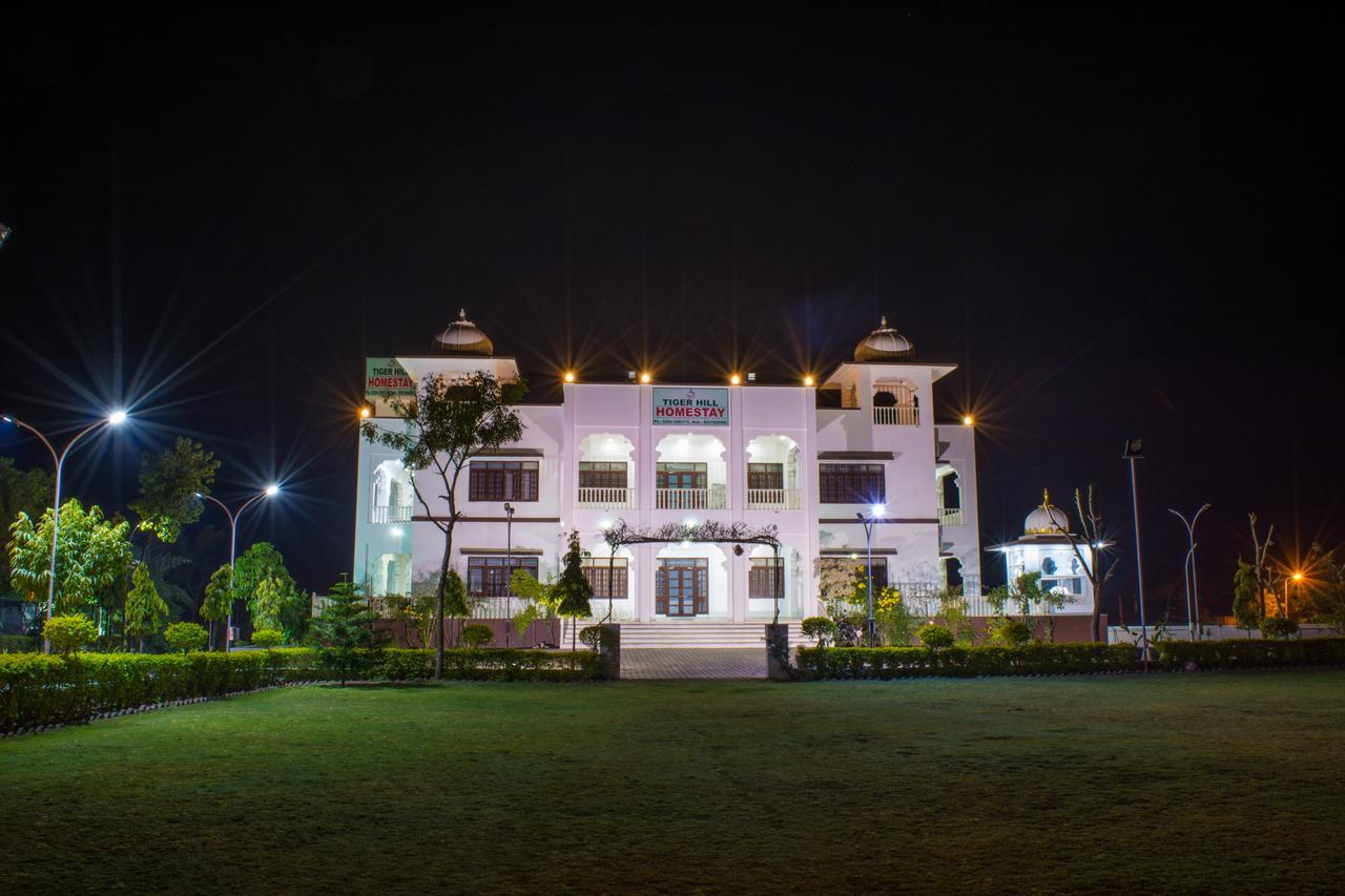 Tiger Hill Homestay อุเดเปอร์ ภายนอก รูปภาพ